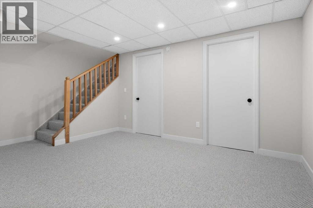 73 Sunvale Crescent SE — photo 33