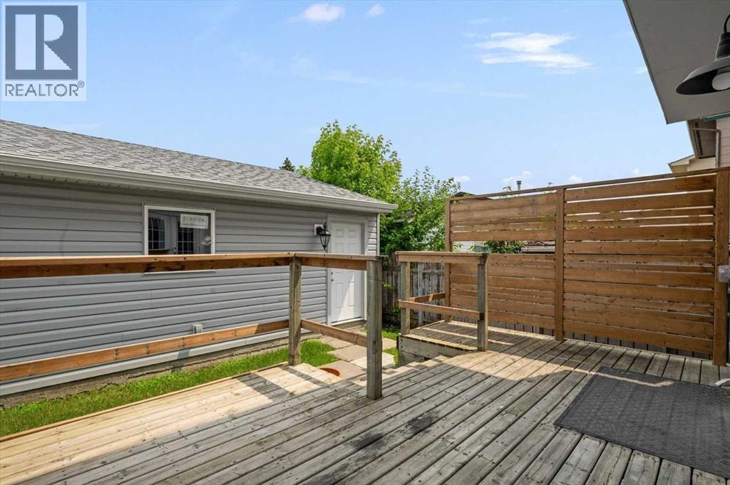 73 Sunvale Crescent SE — photo 37