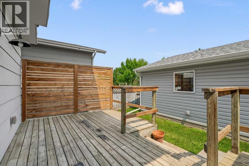 73 Sunvale Crescent SE — photo 38