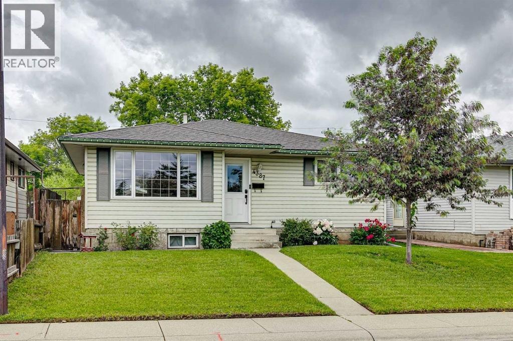 4387 Dovercrest Drive SE — photo 1