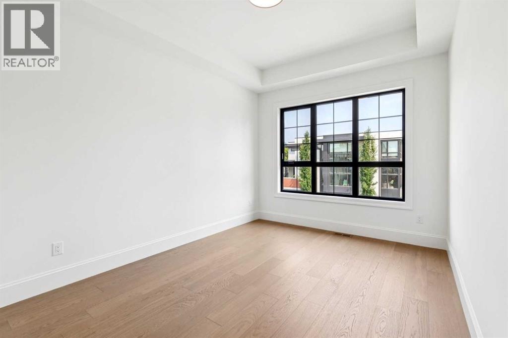 1603 42 Avenue SW — photo 34