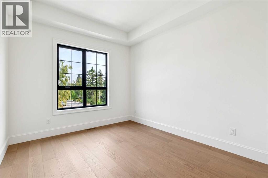 1603 42 Avenue SW — photo 35